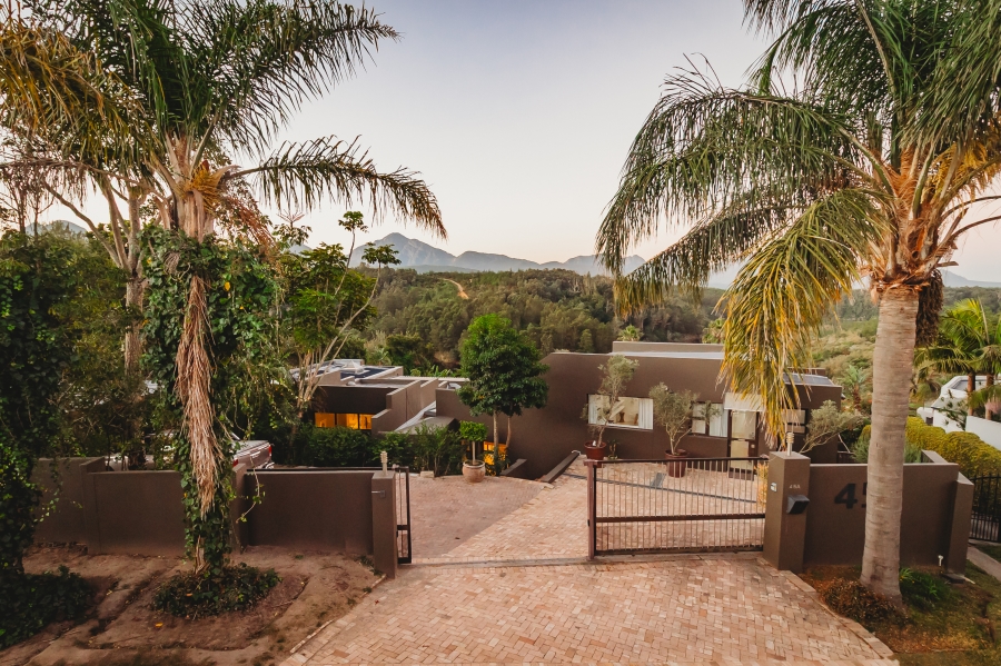 5 Bedroom Property for Sale in Eden Western Cape